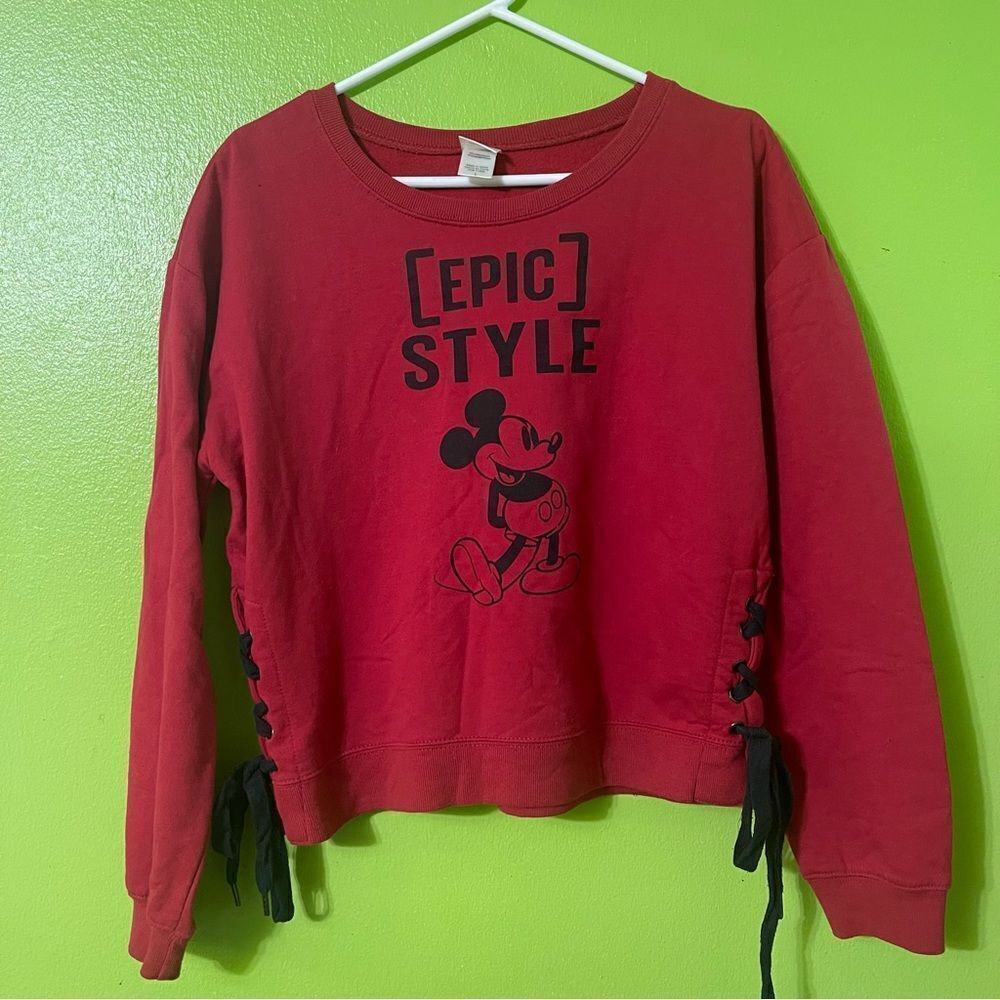Disney Mickey Mouse Epic pullover L